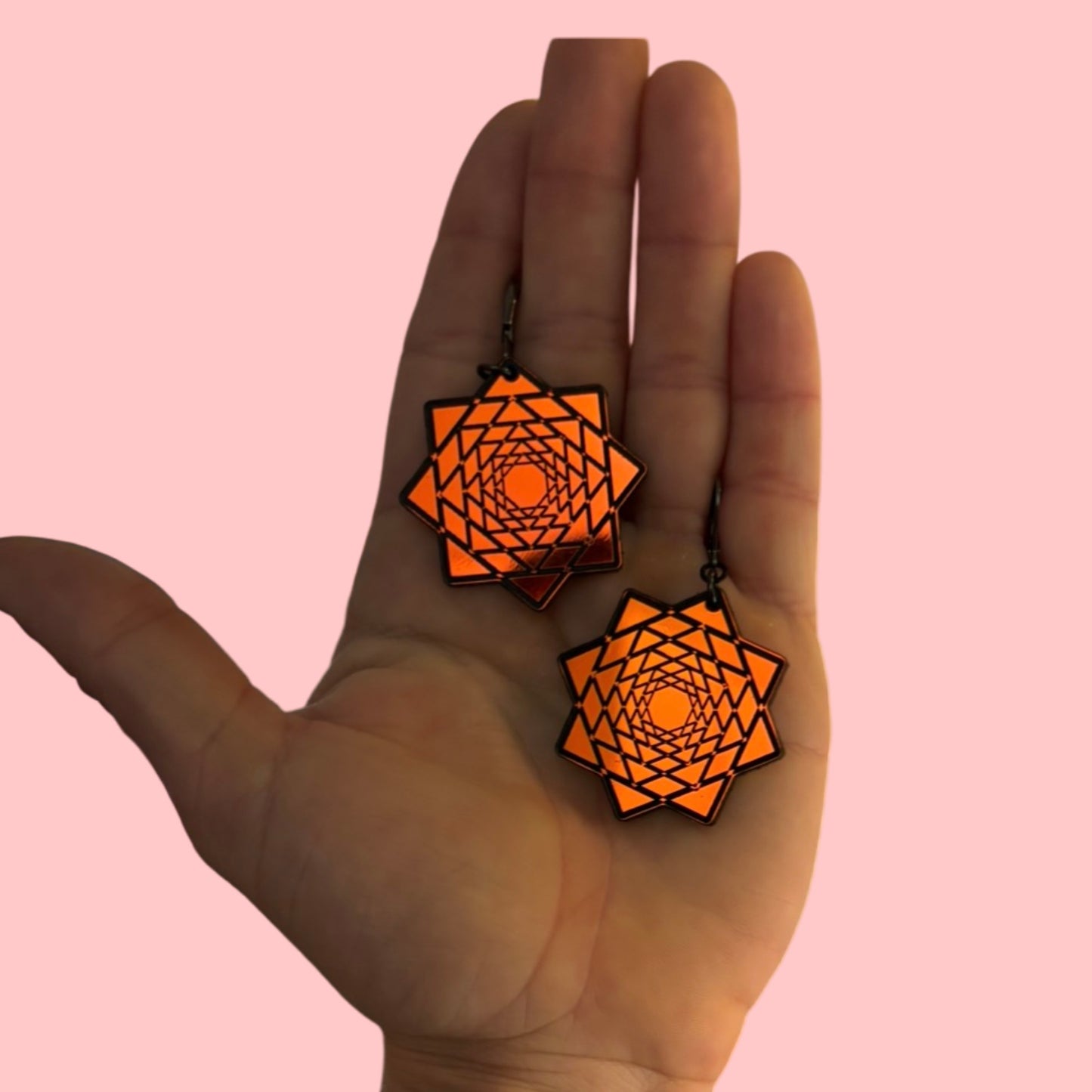 Customizable iridescent/holographic flowstar earrings