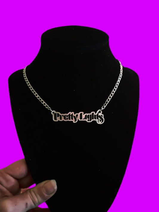 Customizable stainless steel (silver/gold) thin chain name necklace