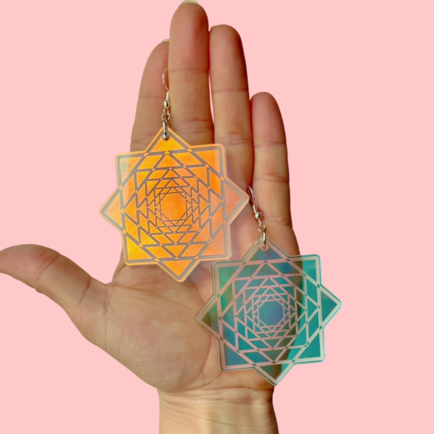 Customizable iridescent/holographic flowstar earrings