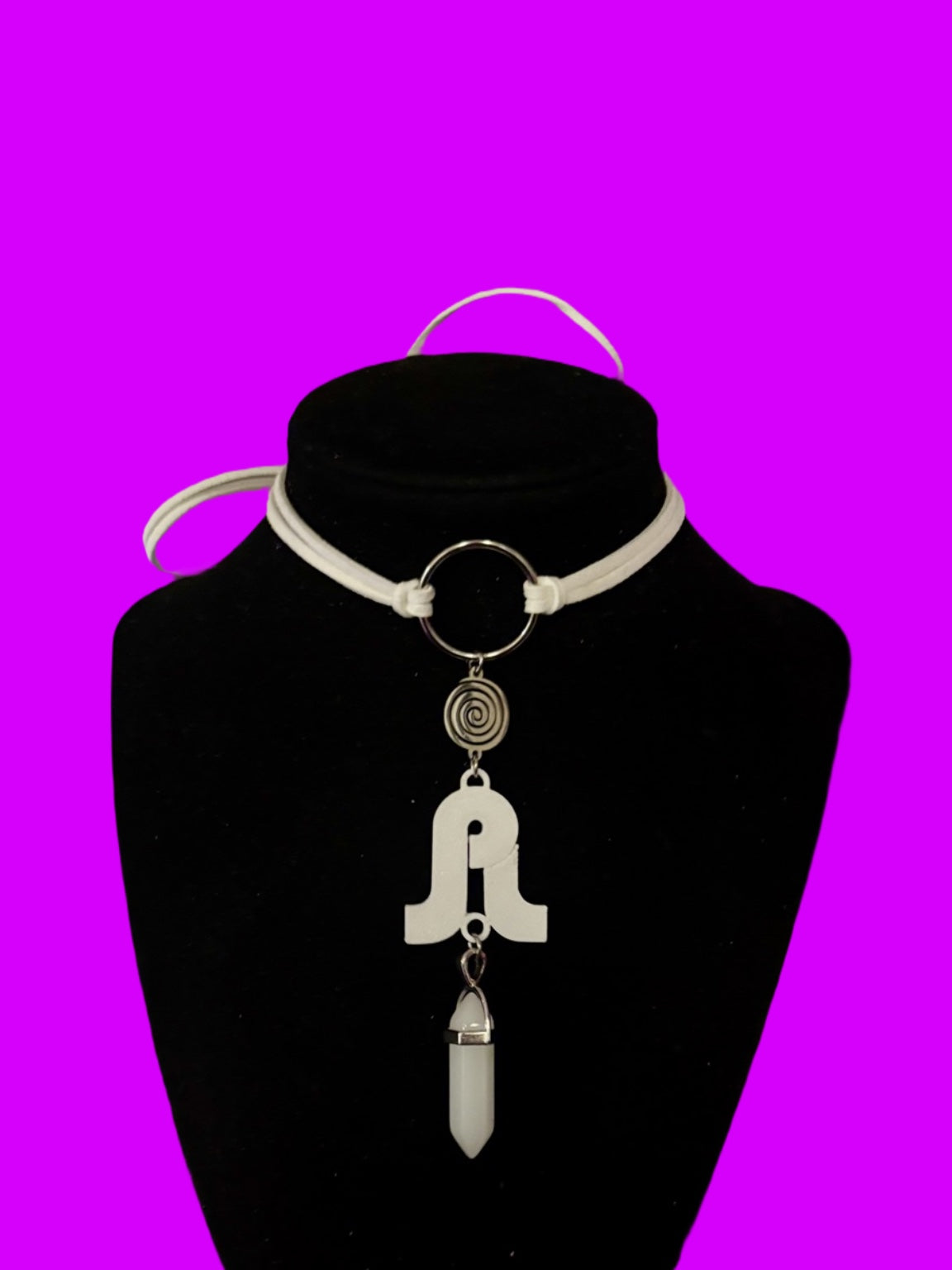 Pretty lights inspired swirl crystal choker