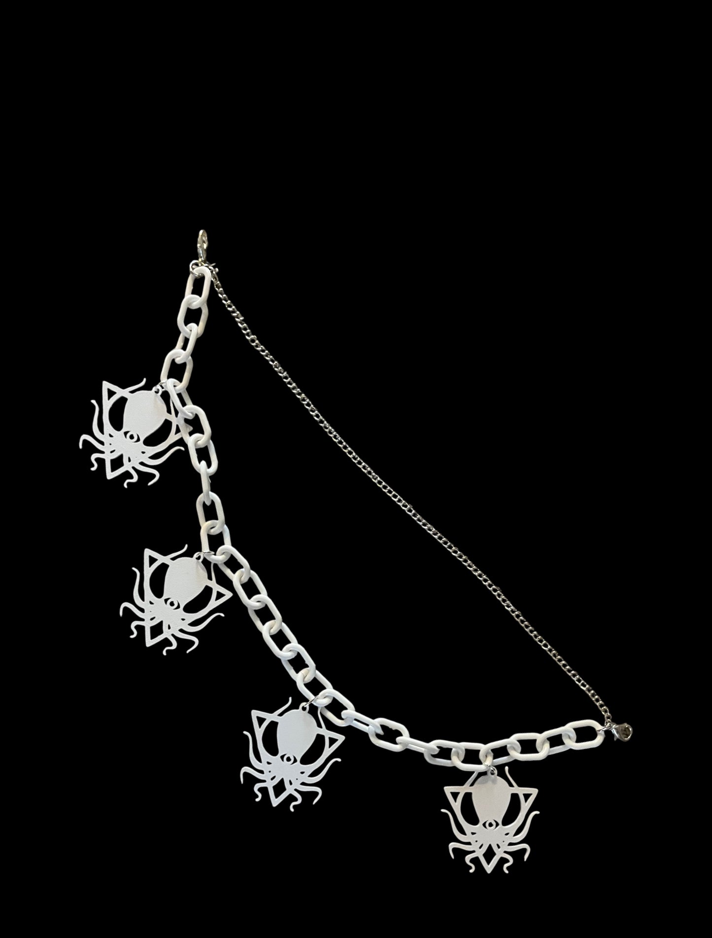 Customizable artist inspired 3d printed belt loop chain