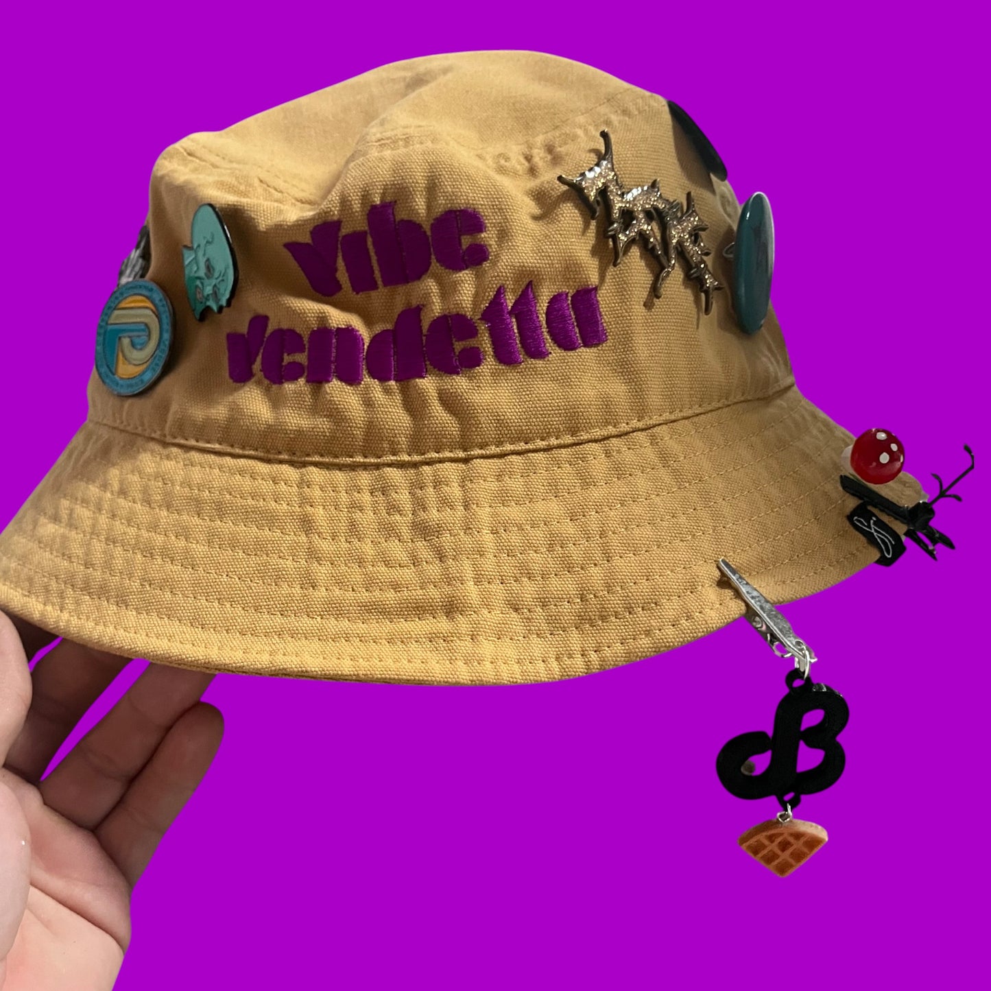 Daily bread inspired 3D printed hat charms! Clouds and breads!