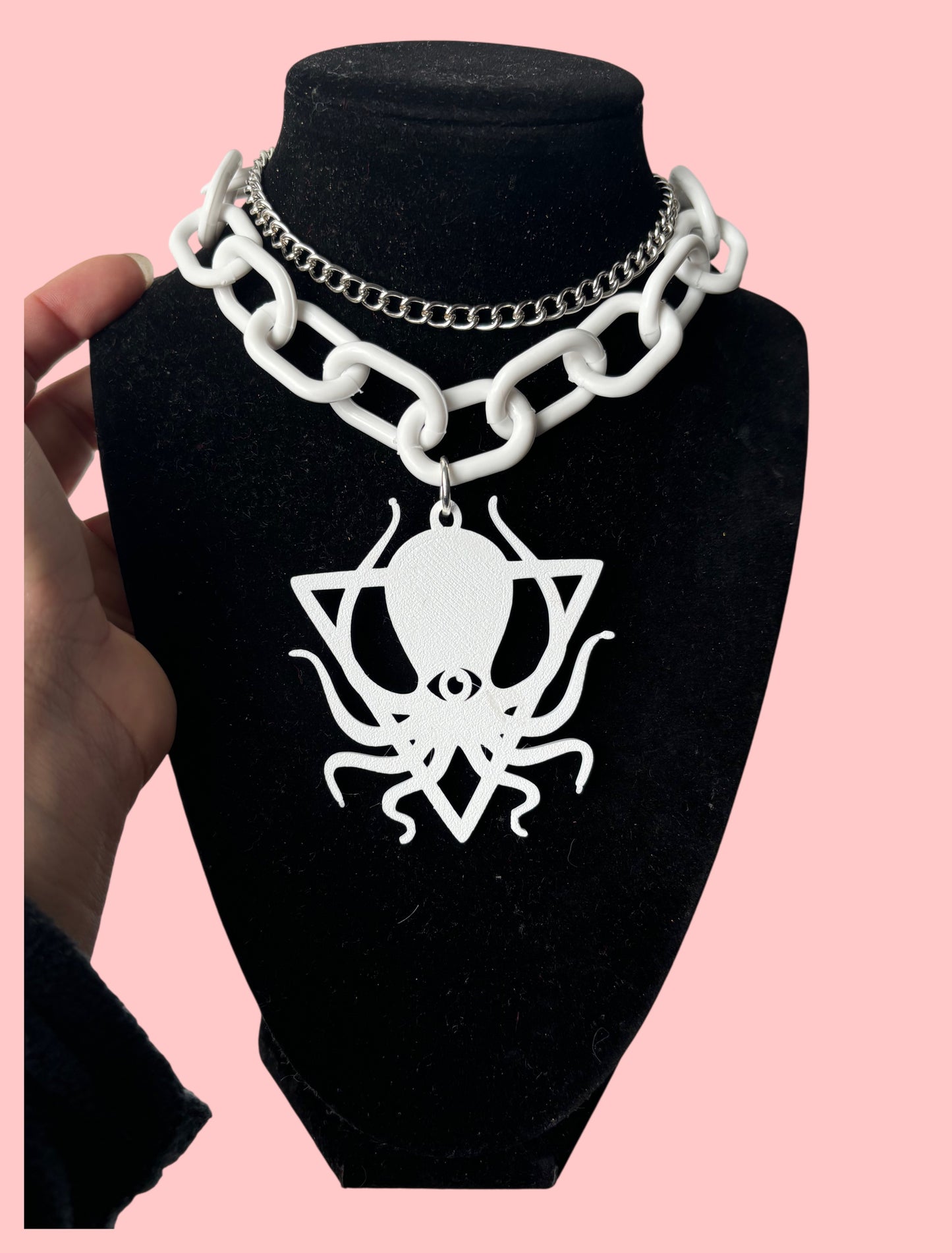 Customizable 3D printed oversized chain choker