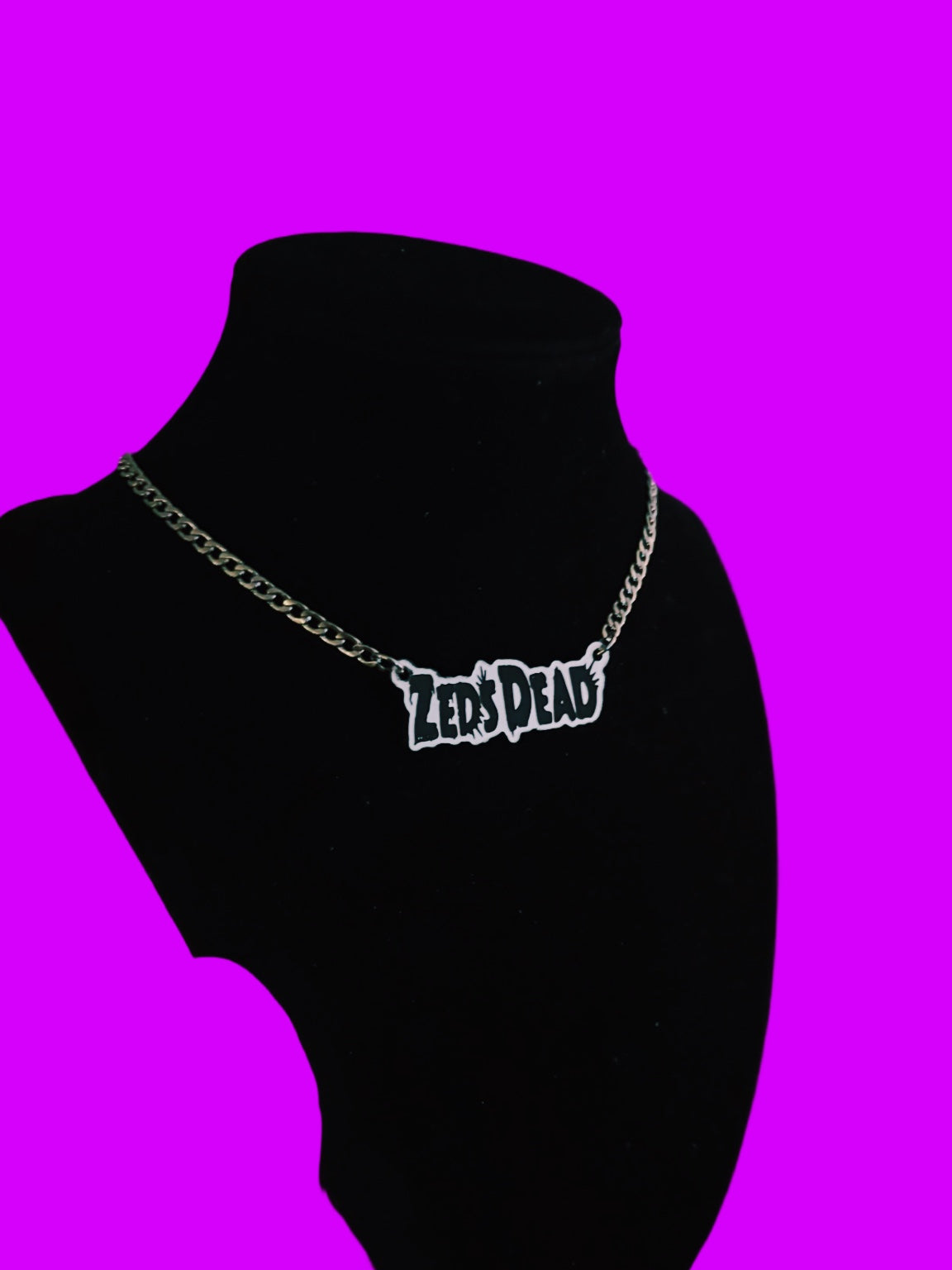 Customizable stainless steel (silver/gold) thin chain name necklace