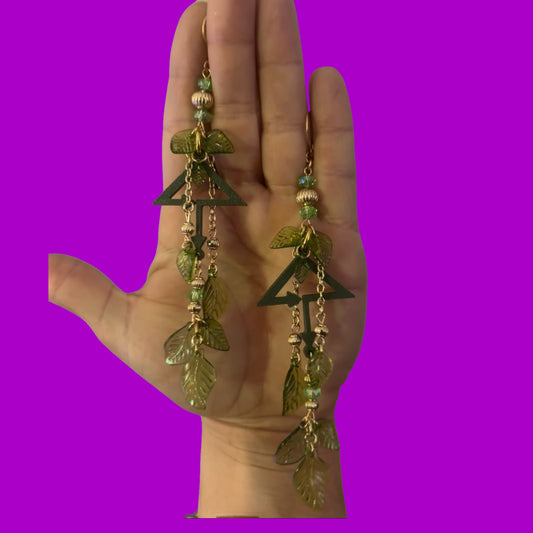 Trees inspired beaded leafy forest earrings