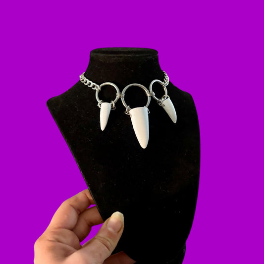 Dino tooth stainless steel choker